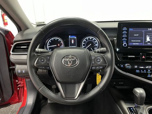 Used 2023 Toyota Camry SE FWD image 18