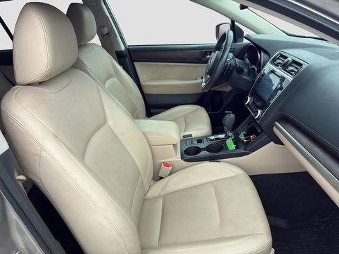 Used 2019 Subaru Outback 3.6R Limited w/ Popular Package #2 AWD/4WD image 22