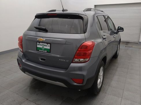 Used 2019 Chevrolet Trax LT w/ LT Convenience Package image 7