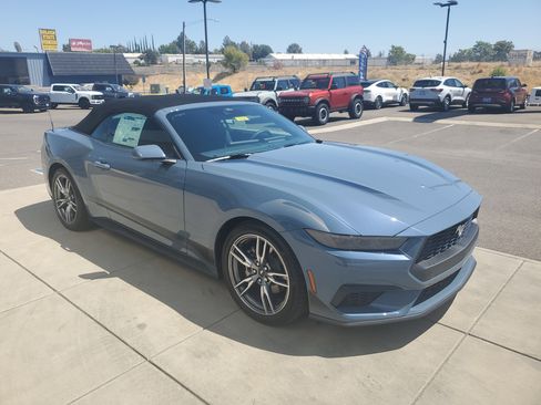 New 2025 Ford Mustang Convertible w/ Wheel & Stripe Package image 7