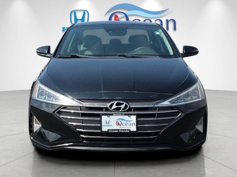 Used 2019 Hyundai Elantra Limited image 8
