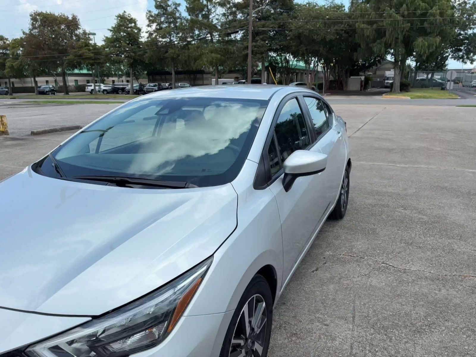 Used 2025 Nissan Versa SV FWD image 6