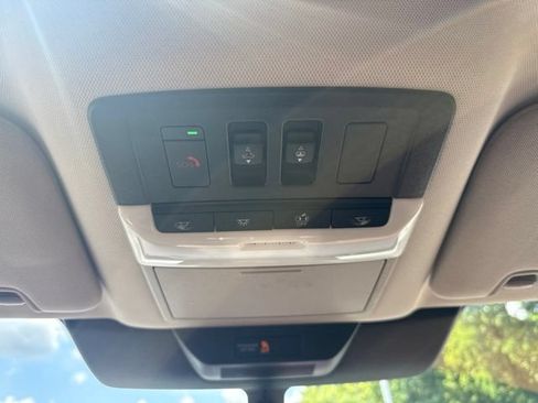 Used 2024 Nissan Pathfinder Platinum w/ Cargo Package AWD/4WD image 27