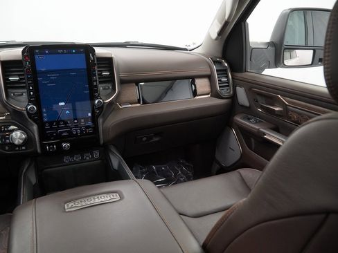 Certified 2025 RAM 1500 Limited image 29