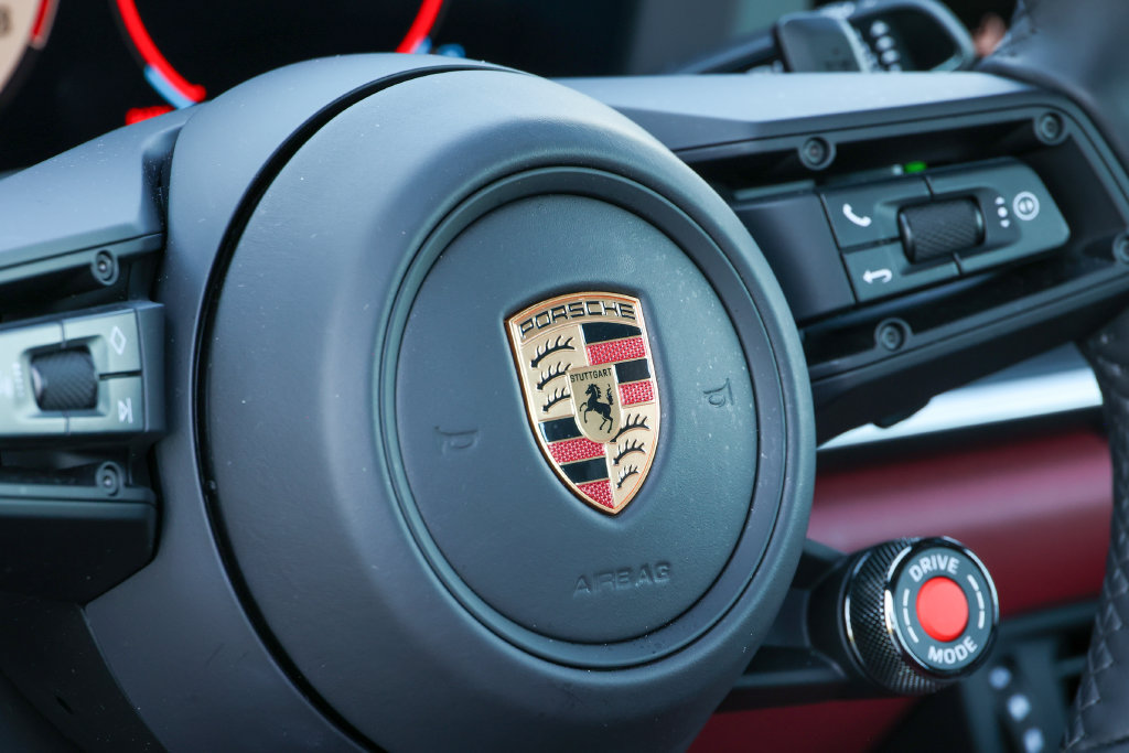 Certified 2026 Porsche 911 Carrera S RWD image 34