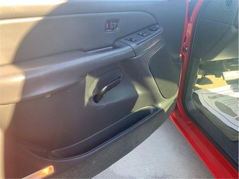 Used 2004 Chevrolet Silverado 1500 LS w/ Light Duty Power Package image 8