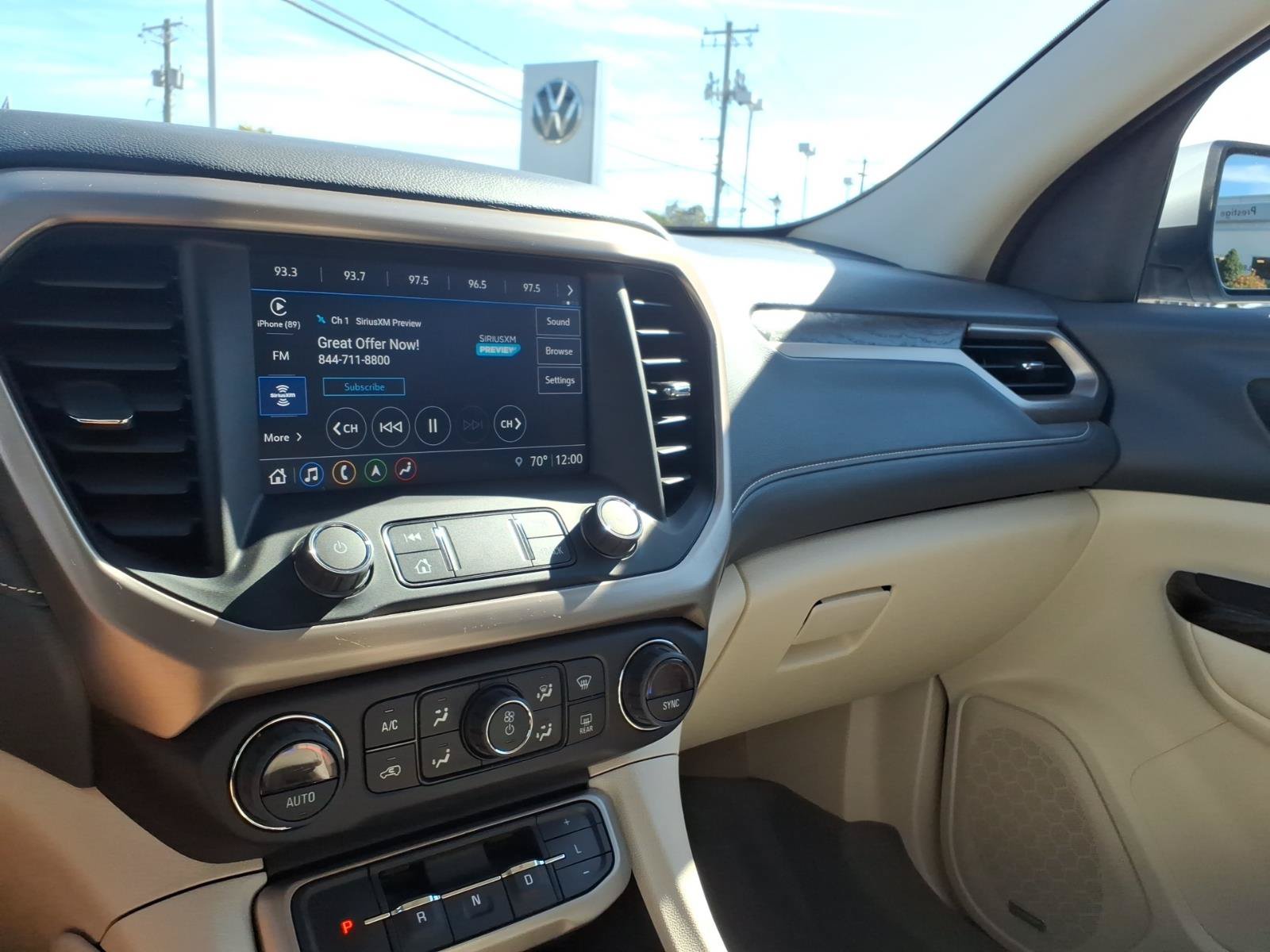 Used 2022 GMC Acadia Denali w/ Denali Ultimate Package AWD/4WD image 24