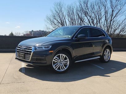 Used 2019 Audi Q5 2.0T Premium Plus w/ Premium Plus Package