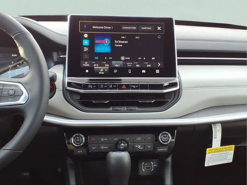 New 2026 Jeep Compass Limited AWD/4WD image 14