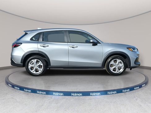 Certified 2025 Honda HR-V LX image 8