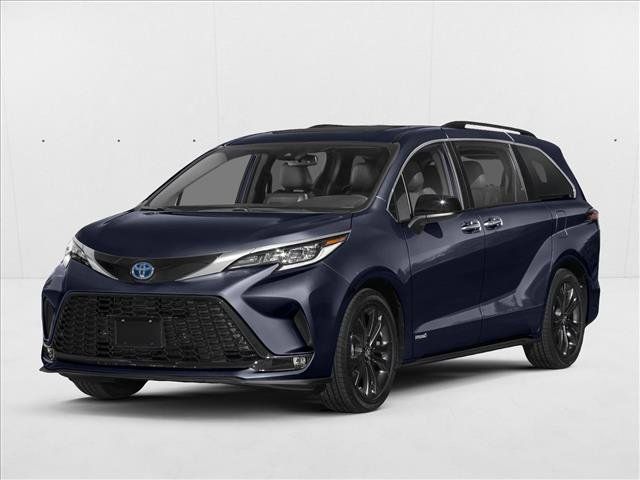 Used 2022 Toyota Sienna XSE FWD image 1