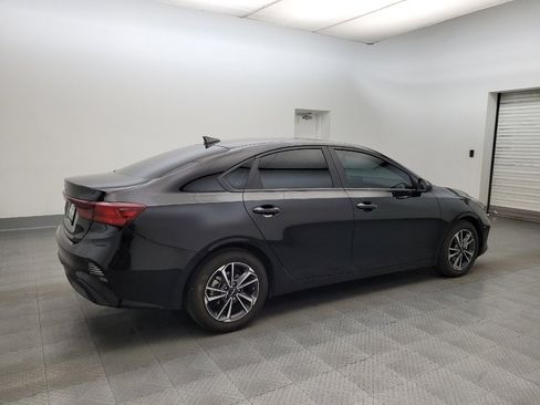 Used 2024 Kia Forte LXS image 10