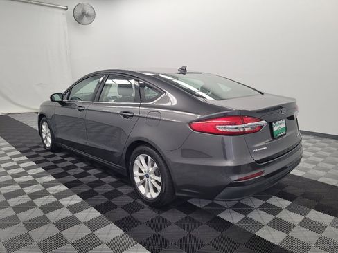 Used 2020 Ford Fusion SE FWD image 5