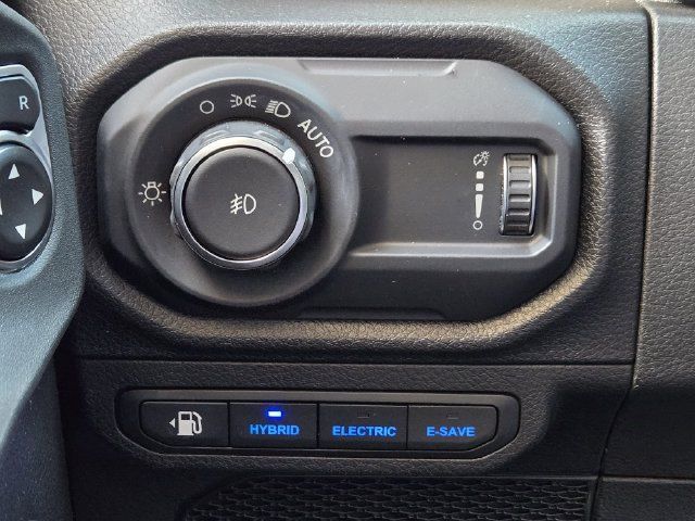 Used 2024 Jeep Wrangler Unlimited AWD/4WD image 25