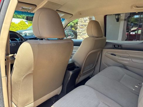 Used 2012 Toyota Tacoma PreRunner w/ Convenience Pkg RWD image 13