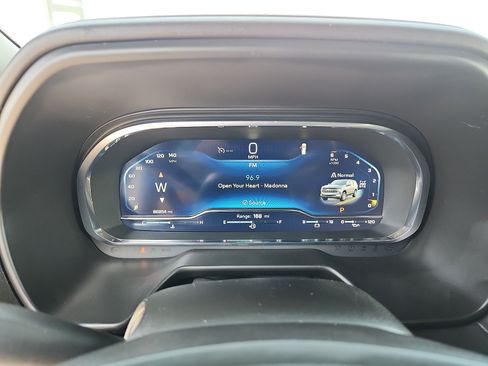 Used 2023 Chevrolet Tahoe LT AWD/4WD image 17