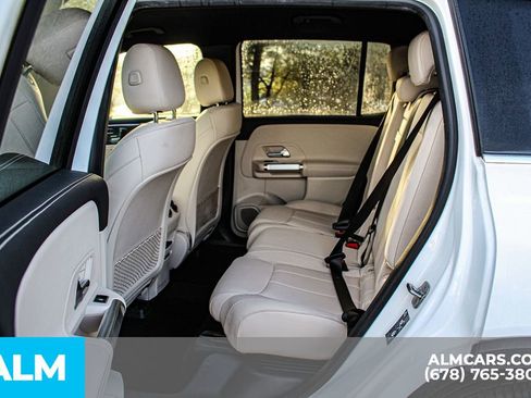 Used 2023 Mercedes-Benz EQB 300 300 image 17