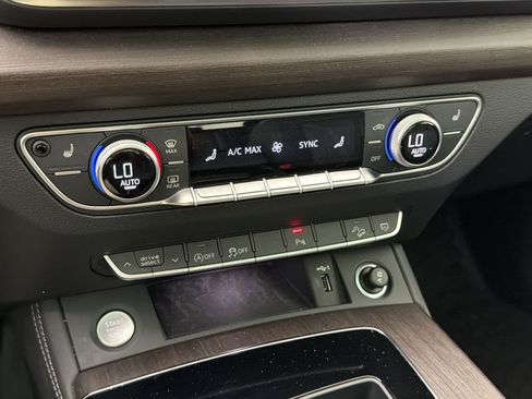 Used 2023 Audi Q5 2.0T Premium Plus w/ Premium Plus Package image 19