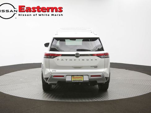 Used 2023 Nissan Pathfinder Platinum AWD/4WD image 39