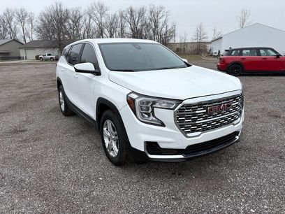 Used 2024 GMC Terrain SLE