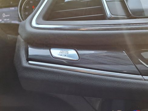 Used 2020 Buick Enclave Essence w/ Sport Touring Edition image 23