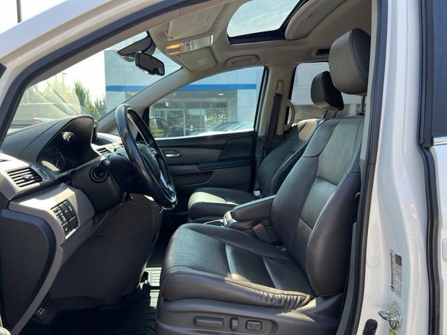 Used 2017 Honda Odyssey EX-L image 12