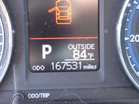 Used 2018 Toyota Corolla LE FWD image 11