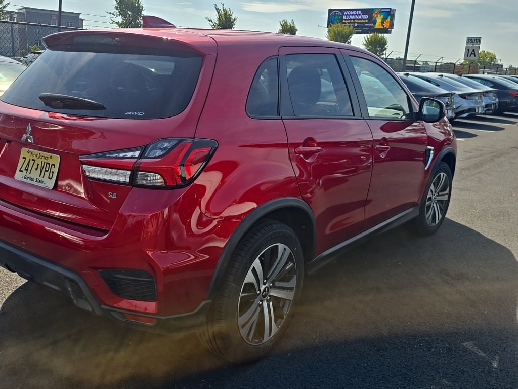 Used 2025 Mitsubishi Outlander Sport SE AWD/4WD image 3
