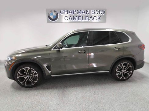 Used 2026 BMW X5 xDrive40i w/ Climate Comfort Package AWD/4WD image 3