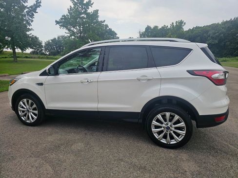 Used 2017 Ford Escape Titanium w/ Equipment Group 301A AWD/4WD image 8