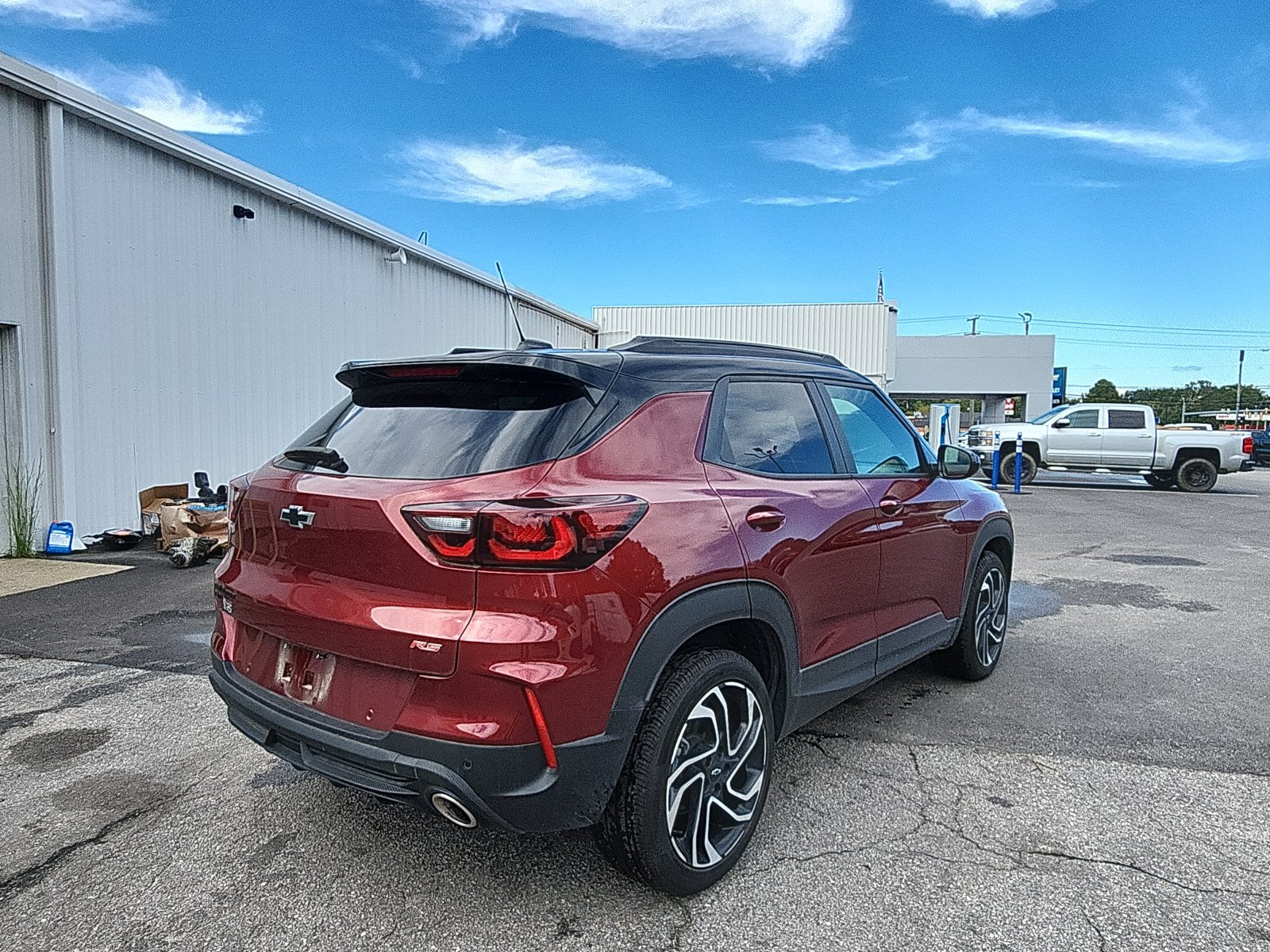 Used 2025 Chevrolet TrailBlazer RS w/ Convenience Package AWD/4WD image 5