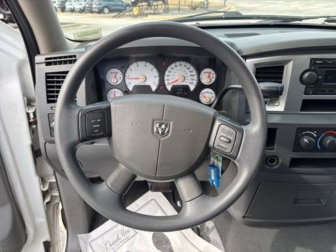 Used 2008 Dodge Ram 1500 Truck SLT image 15