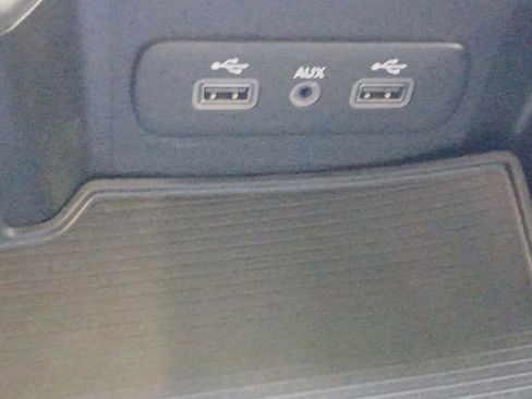 Used 2021 RAM 1500 Tradesman w/ Chrome Plus Package image 6