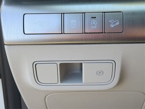 New 2026 Hyundai Kona SE image 21