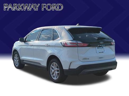 Used 2024 Ford Edge SEL AWD/4WD image 3
