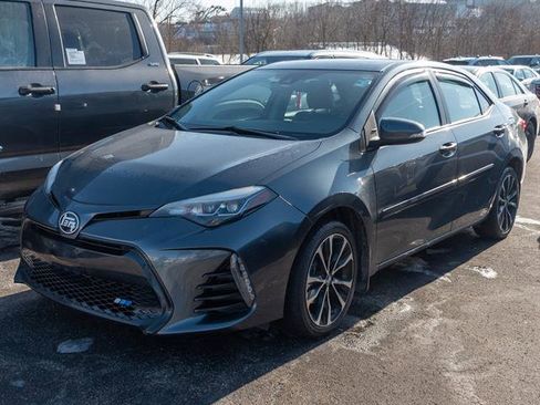 Used 2017 Toyota Corolla SE image 4