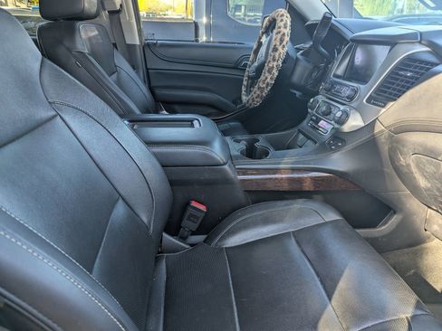 Used 2018 GMC Yukon XL SLT w/ Open Road Package image 6