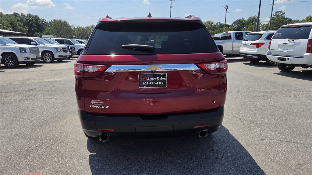 Used 2020 Chevrolet Traverse LT FWD image 4