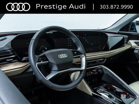 Used 2025 Audi Q5 Premium w/ Convenience Package image 14
