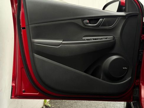 Used 2021 Hyundai Kona SEL Plus image 10