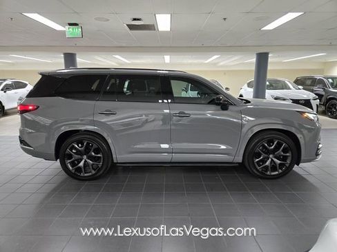 New 2026 Lexus TX 500h AWD image 3