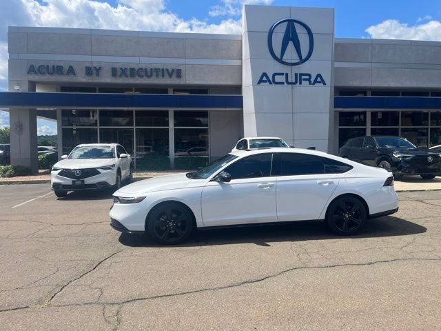 Used 2025 Honda Accord Sport image 39