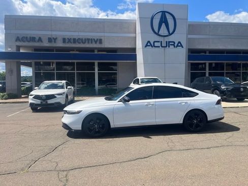 Used 2025 Honda Accord Sport image 39