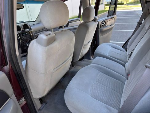 Used 2007 GMC Envoy SLE AWD/4WD image 28