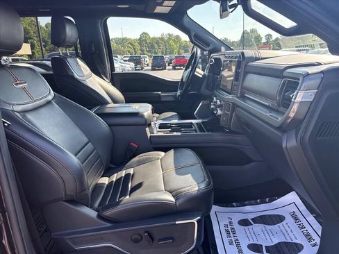 Used 2023 Ford F450 Platinum w/ FX4 Off-Road Package AWD/4WD image 12