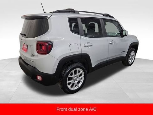 Used 2021 Jeep Renegade Latitude w/ Luxury Group I image 7