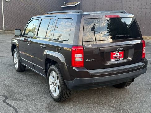 Used 2014 Jeep Patriot Sport w/ Power Value Group AWD/4WD image 40
