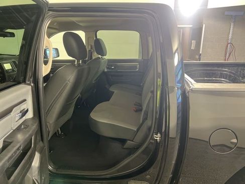 Certified 2022 RAM 1500 Classic SLT AWD/4WD image 23