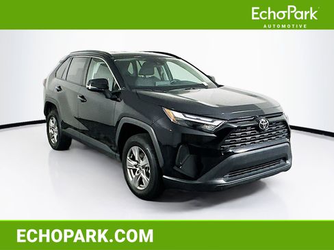 Used 2024 Toyota RAV4 XLE image 1