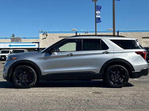 Certified 2024 Ford Explorer ST w/ Equipment Group 401A image 6